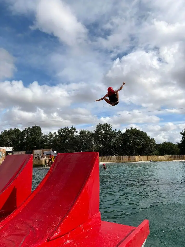 saut piste rouge